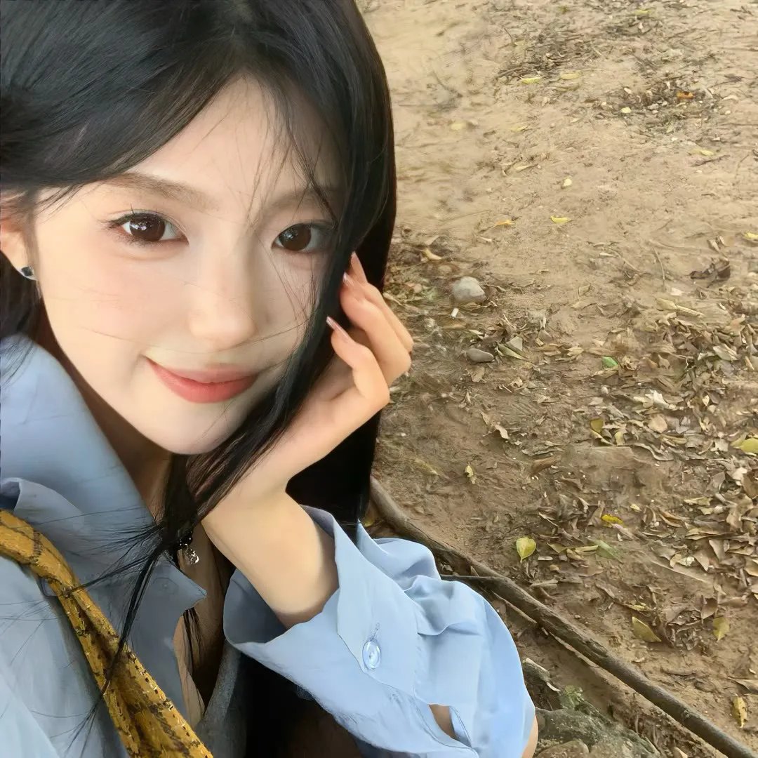 远山淡影